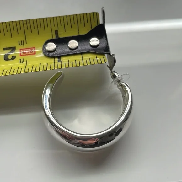 Silver statement earrings - Picture 3 of 5